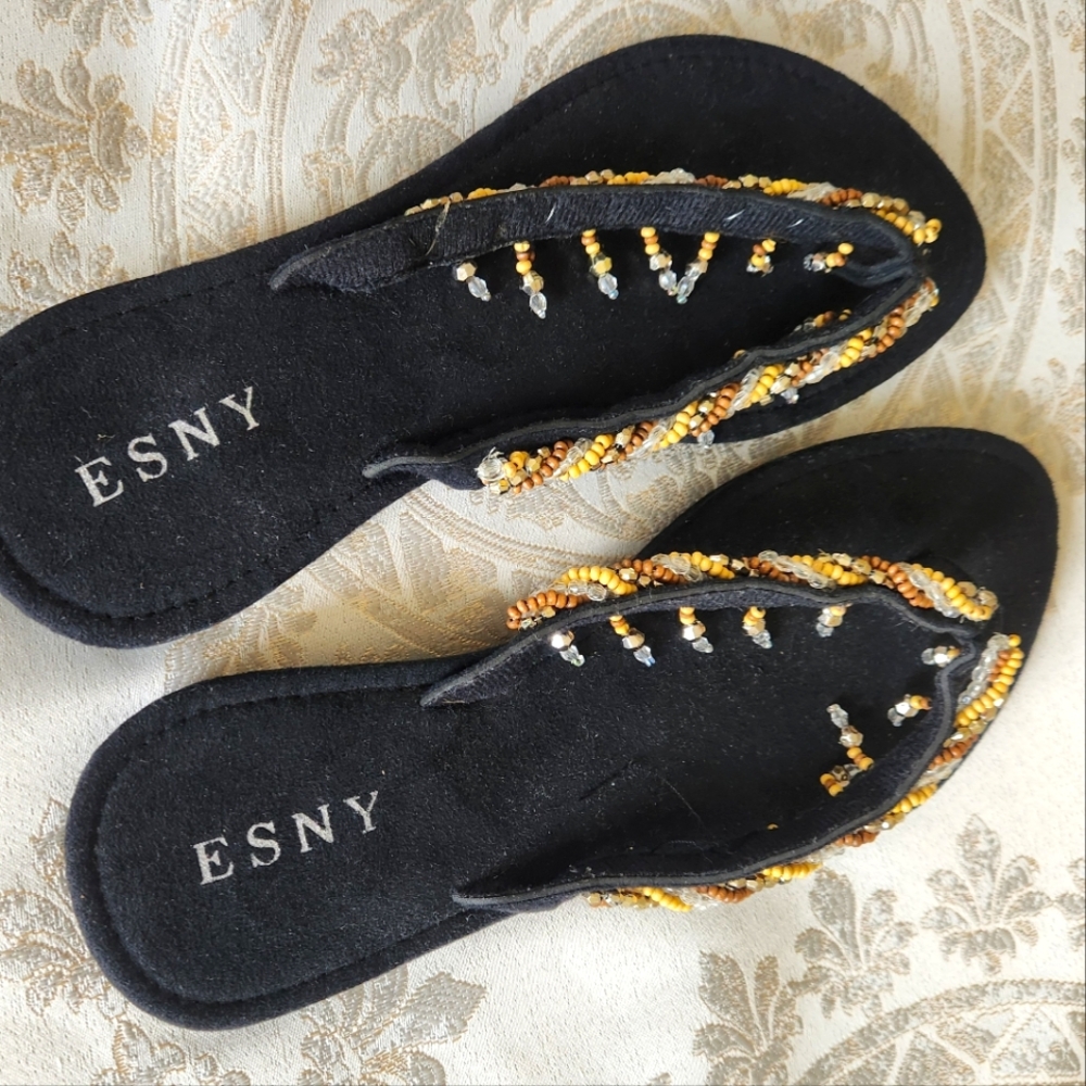 NWOT Women's Esny Beaded Black Sandals